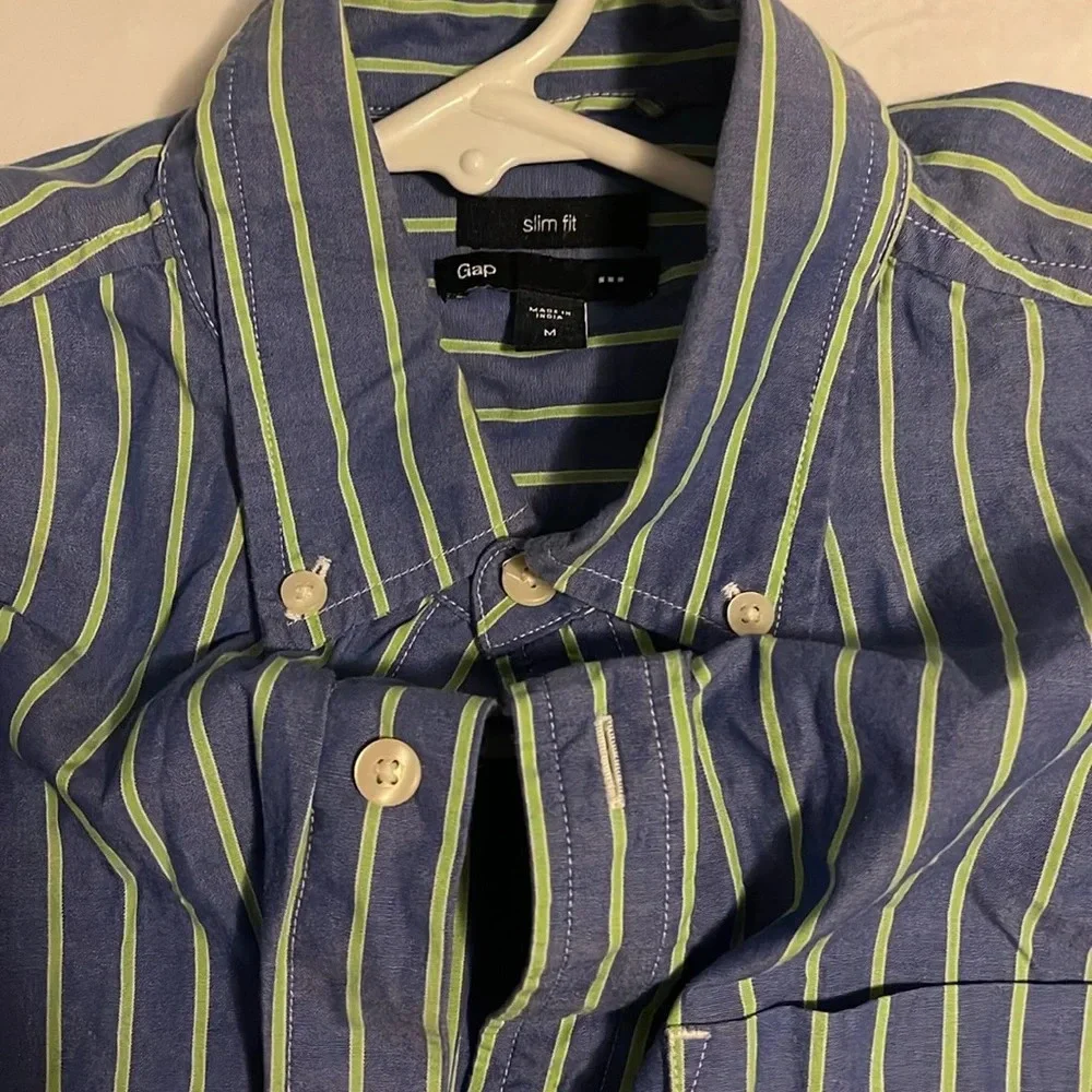 Gap - Picture 5 of 5